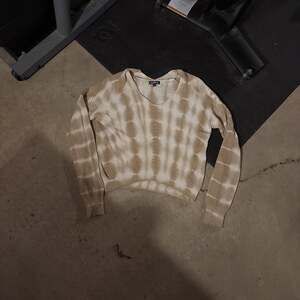 Freshman 1996 V-Neck Tie Dye Long Sleeve Sweater